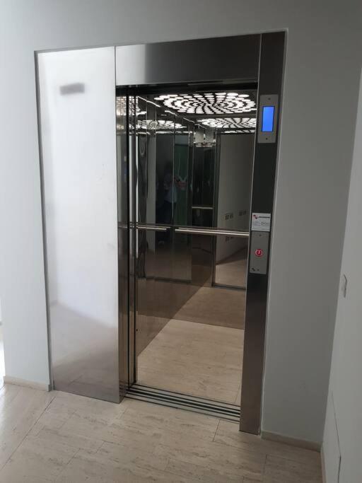 La Finestra Sul Porto Apartment Ancona Buitenkant foto