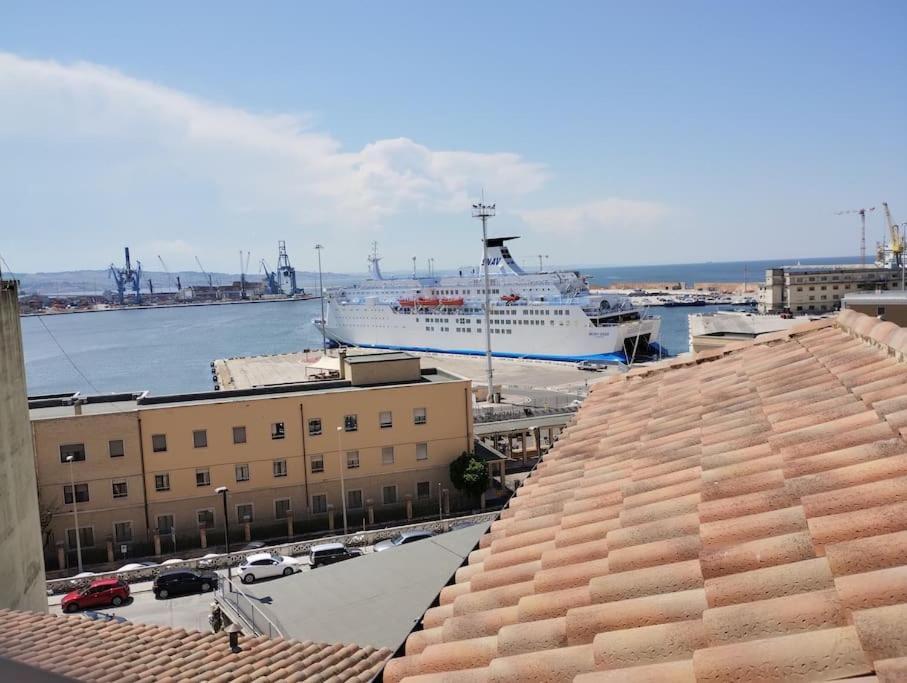 La Finestra Sul Porto Apartment Ancona Buitenkant foto