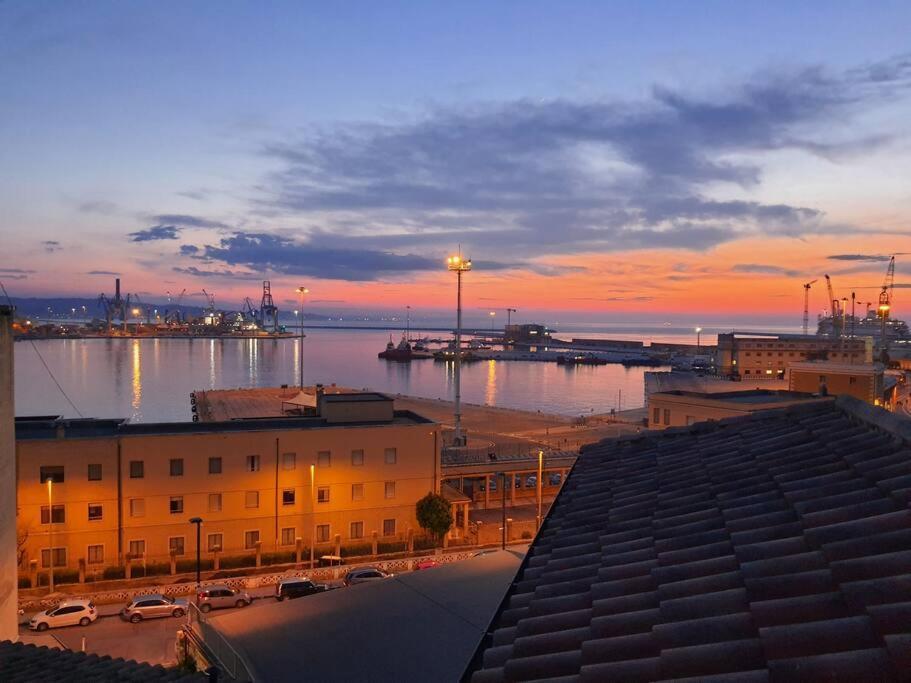 La Finestra Sul Porto Apartment Ancona Buitenkant foto