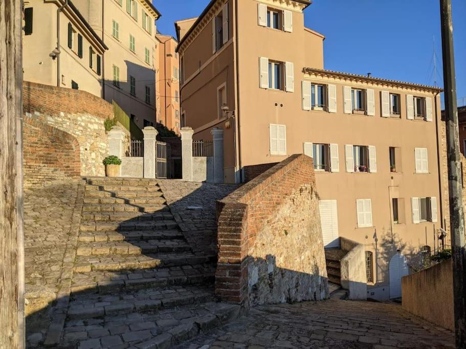 La Finestra Sul Porto Apartment Ancona Buitenkant foto